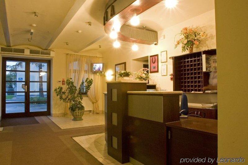 Best Western Plus Hotel Rzeszow City Center インテリア 写真