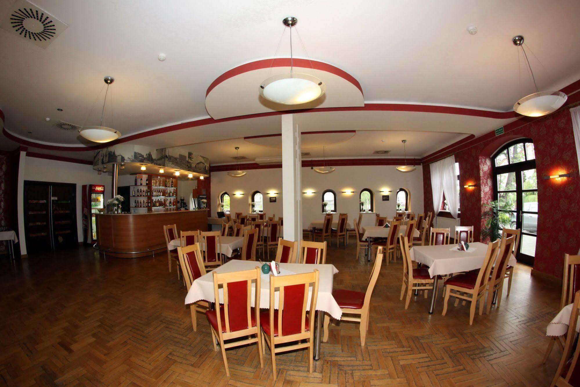 Best Western Plus Hotel Rzeszow City Center エクステリア 写真