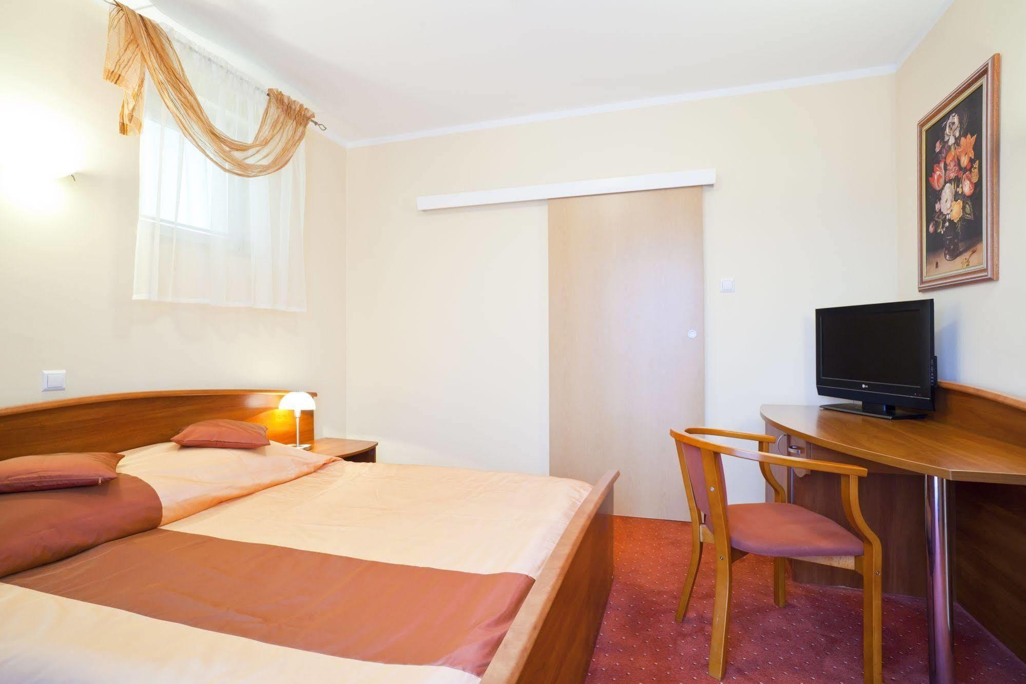 Best Western Plus Hotel Rzeszow City Center エクステリア 写真