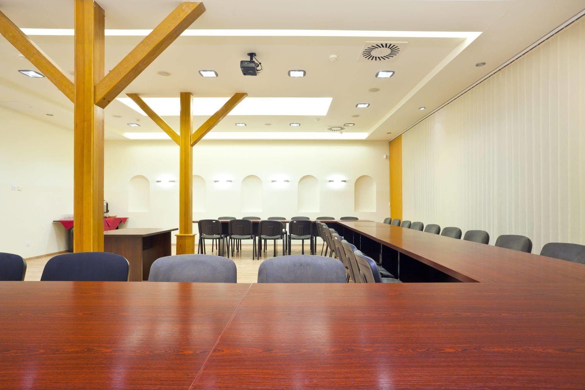 Best Western Plus Hotel Rzeszow City Center エクステリア 写真